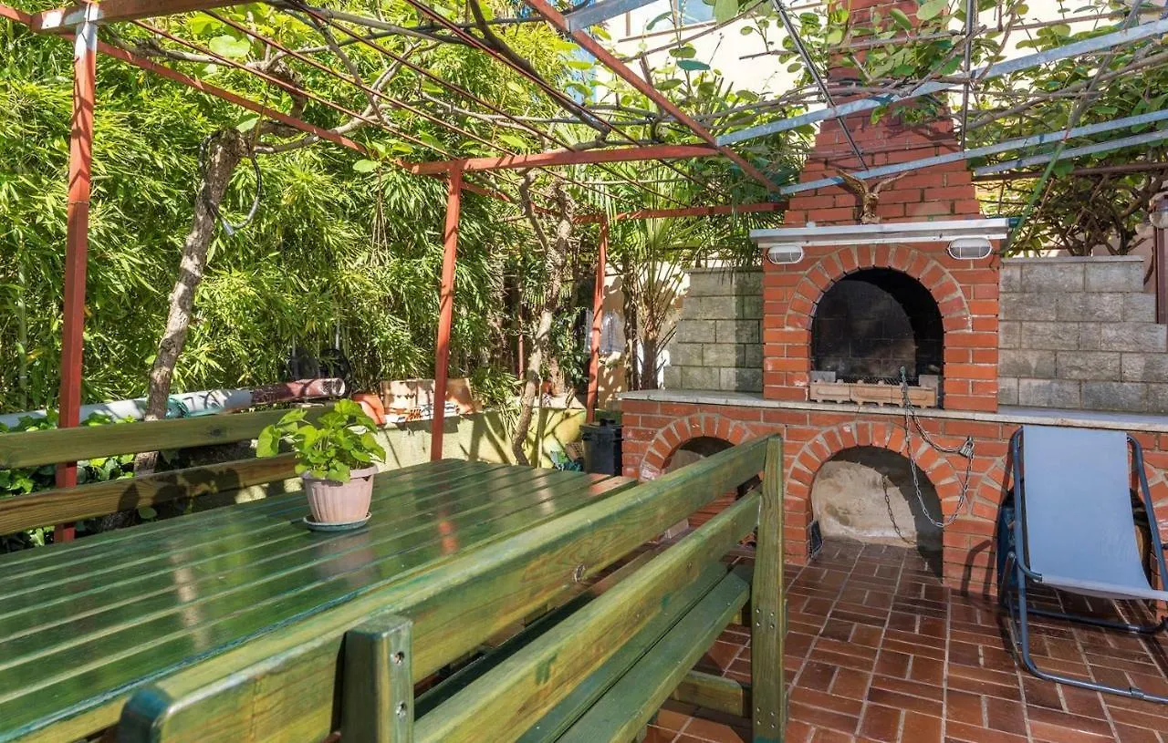 Bibaj Hotel Porec Guest house