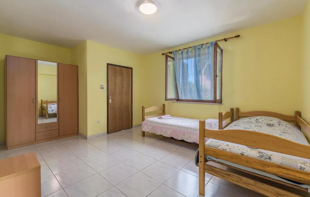 Bibaj Hotel Porec Guest house